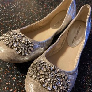 Antonio Melani dress flats.  Gold/silver in color Never been worn  size 8